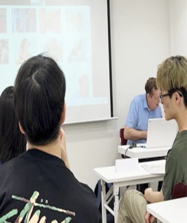 영국유학센터 파운데이션 수업 진행 모습 1
